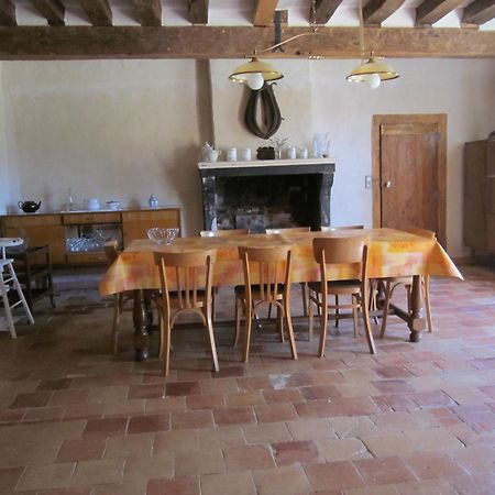 Maison Spacieuse Et Independante Avec Jardin Et Terrasse, Ideale Pour Observer La Nature En Sarthe - Fr-1-410-215 Rouperroux-le-Coquet Exteriér fotografie