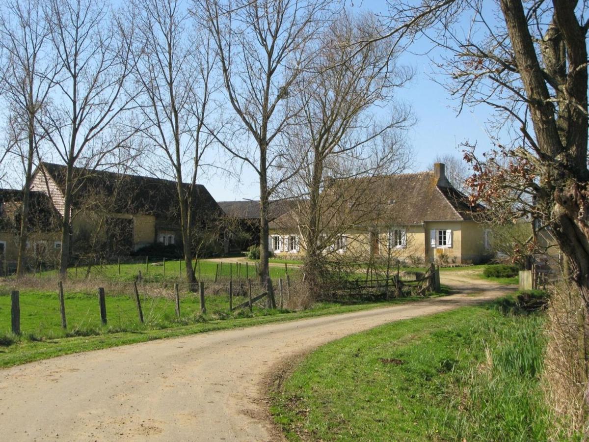 Maison Spacieuse Et Independante Avec Jardin Et Terrasse, Ideale Pour Observer La Nature En Sarthe - Fr-1-410-215 Rouperroux-le-Coquet Exteriér fotografie